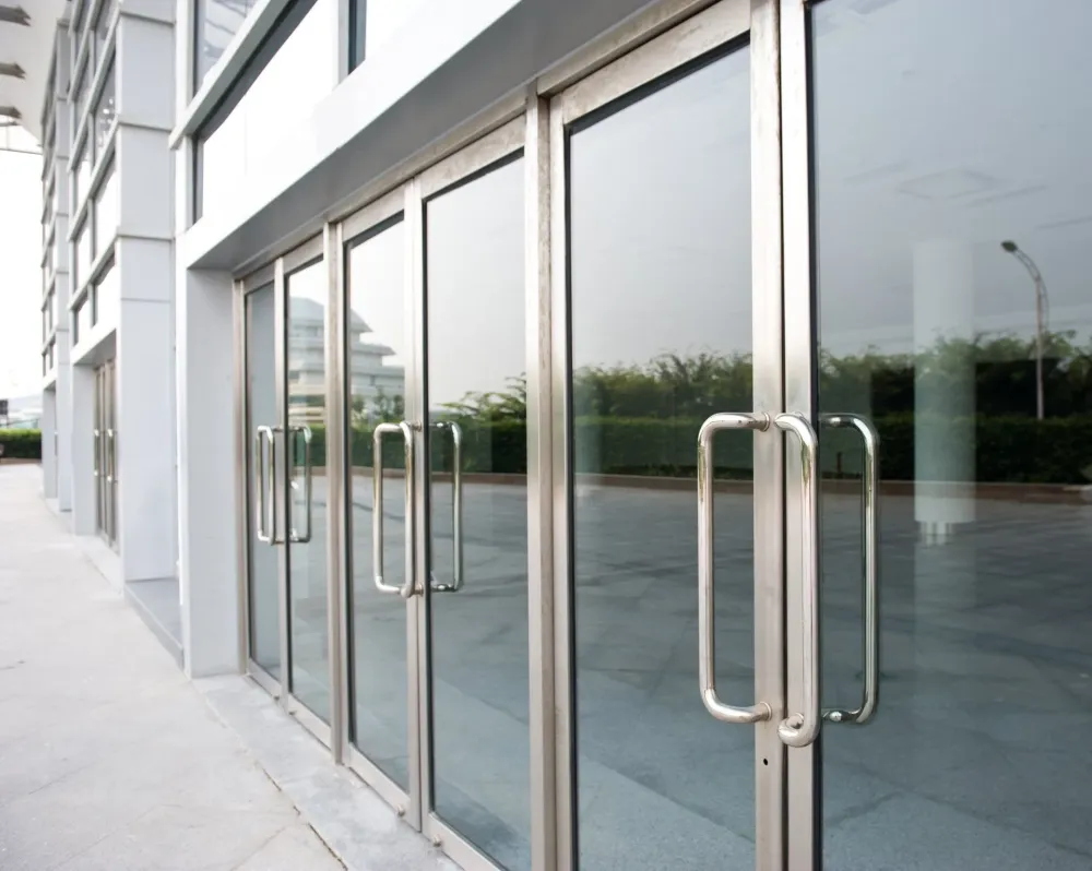 grande_porte_vitre_entreprise